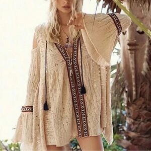 Free People For the Love of Flowers Tunic | Cold Shoulder Floral Boho Top Large